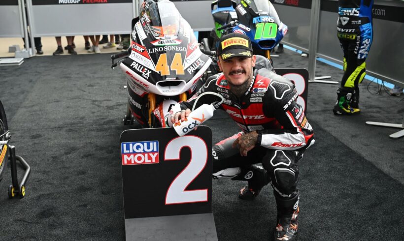 ARÓN SEGUNDO EN LA Q2 DEL #BRITISHGP, MAÑANA ARRANCARÁ EN CARRERA DESDE LA PRIMERA LÍNEA