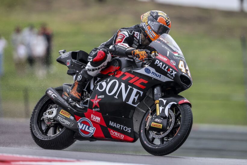 ARÓN SE CLASIFICA PARA LA Q2 DE COTA, UNDÉCIMO EN LA PRACTICE EN UN DÍA COMPLICADO POR LA LLUVIA