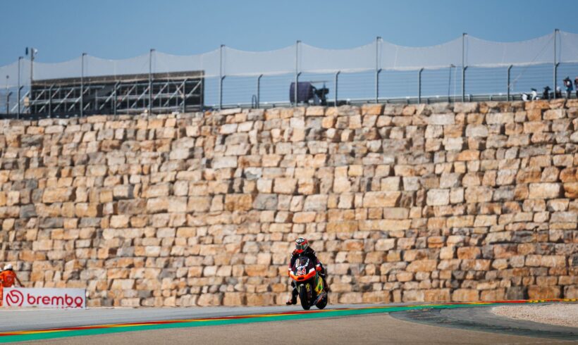 VIGÉSIMO QUINTA POSICIÓN PARA ARÓN EN LA FP2 DEL GRAN PREMIO DE ARAGON VIGÉSIMO QUINTA POSICIÓN PARA ARÓN EN LA FP2 DEL GRAN PREMIO DE ARAGON